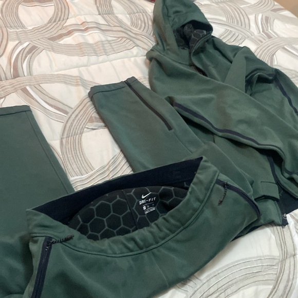 Nike Therma Sphere Max Sweatsuit - Picture 4 of 5